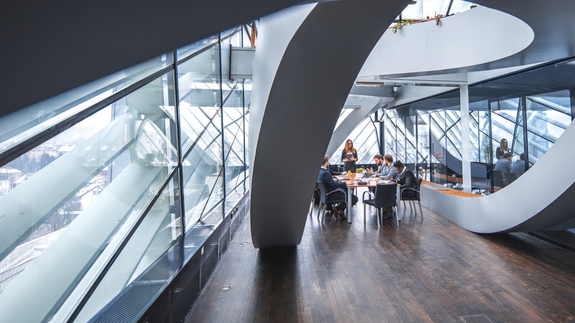 McCarthy Tétrault Employer Advisor